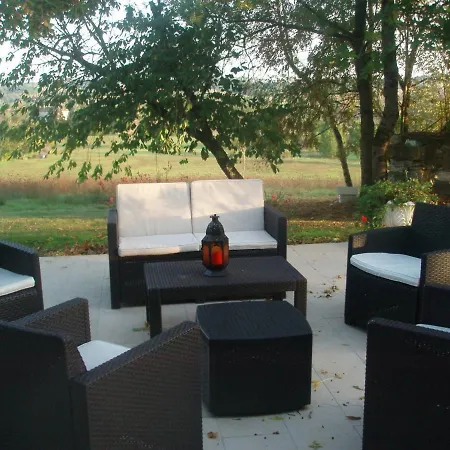 Castelsagrat, 5 Pieces, 9 Personnes - Fr-1-605-2 بيت للعطل